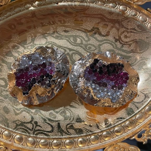 “Scarlett” karals on gold shell Earrings - Picture 5 of 7